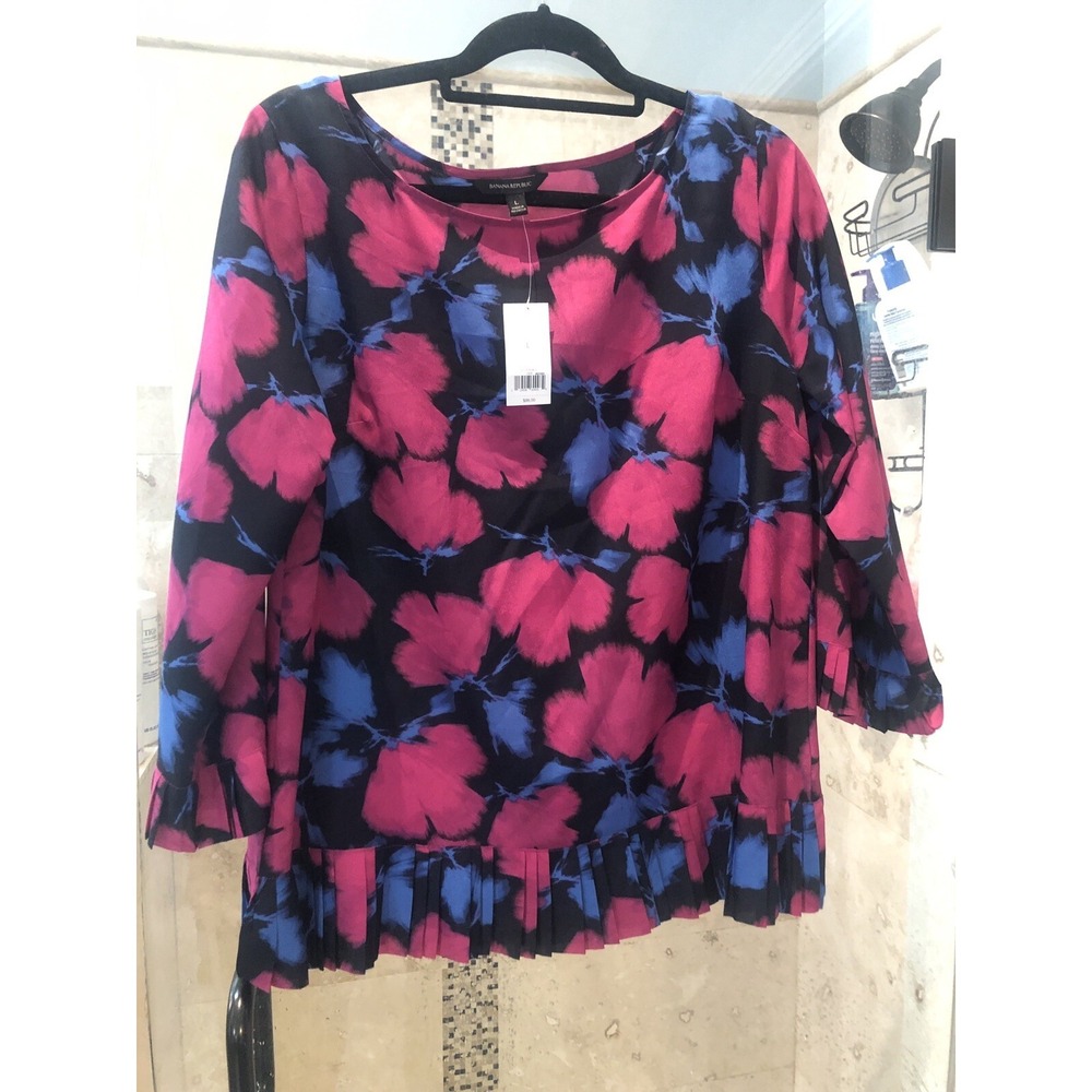 NWT Banana Republic Floral Silky Feel Polyester Peplum Pullover L Blue Violet